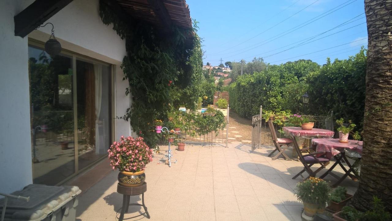 Parfums D'Azur Bed and Breakfast Le Cannet Esterno foto